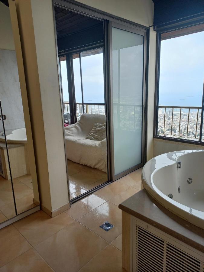 Panorama Bay View 3 Room Haifa Exteriör bild